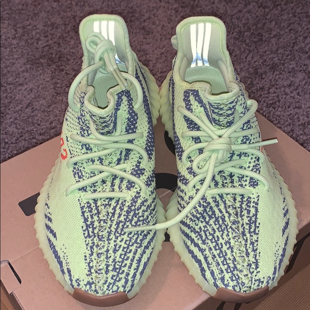 Yeezy Boost 350 V2